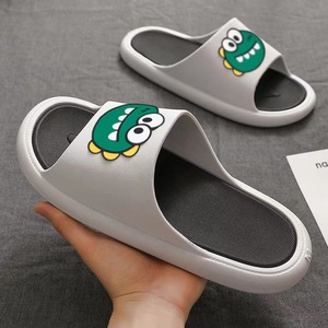 2024 été PVC sandales pantoufles mignon <span class=keywords><strong>dinosaure</strong></span> ménage salle de bain femmes et hommes Couple bas prix en gros pantoufles zapatillas - Product Image 2