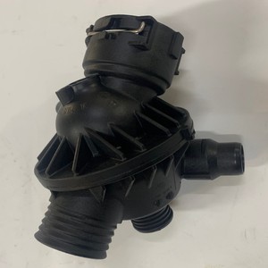 Termostato HELLA 8MT354778921 OE 11537598865 per BMW F30 F15 F16 3.0T, Termostato per Liquido di Raffreddamento Motore 92 ° Temperatura di Apertura C - Product Image 3