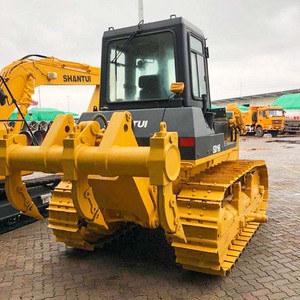 Bulldozer Shantui SD16 con Motor Amarillo, Equipo de Construcción, Bomba de Alta Eficiencia, Capacidad de Nivelación de 3.3m/4m - Product Image 1