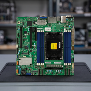 Placa Base para Servidor Supermicro MED-X13SEM-TF-O, LGA4189, Intel Xeon, DDR4, PCIe 4.0, Origen Estadounidense - Product Image 3