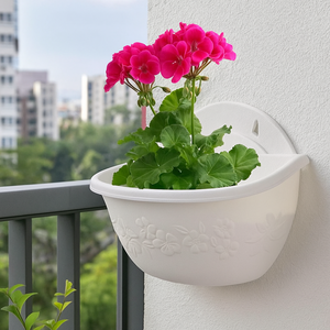 Pot de fleurs mural en plastique blanc avec motif floral pour jardinières d'extérieur grande taille - Product Image 6