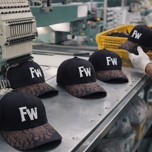 Gorras de Béisbol Deportivas de Alta Calidad, 6 Paneles, Logotipo Bordado en 3D Personalizado, Lavadas, con Diseño de Llama - Product Image 5