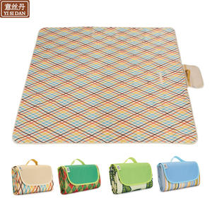 Esterilla de Picnic Yi Si Dan, Tela Oxford 600D, Impermeable, Rectangular, para Exteriores, Portátil, Resistente a la Humedad, Plegable - Product Image 1