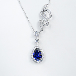 Collar con Colgante de Zafiro Creado en Plata de Ley 925, Diseño de Serpiente con Halo de Zafiro de Laboratorio con Corte de Pera, Joyería Fina para Mujer - Product Image 4