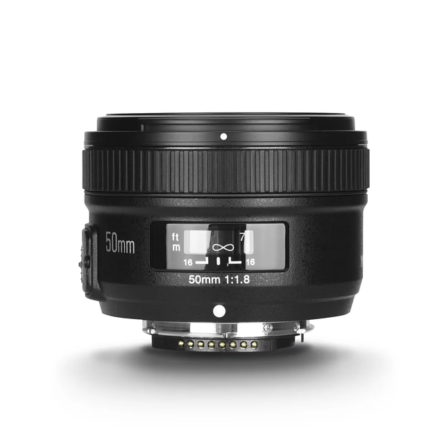 YONGNUO YN50mm F1.8 AF/MF Multi-coated Fixed Focus Lens (Black) for DSLR FX/DX Frame Cameras with 6 Blades