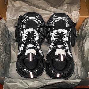 Zapatillas deportivas casuales de plataforma de nueva generación 2026 de la marca de diseñador de alta gama BALEN, modelo Dad Shoes en blanco y negro. - Product Image 2