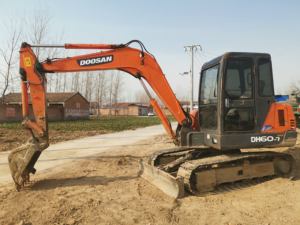 Excavatrice d'occasion Doosan Dx60 Dh60 Dx140w Dh140w-7 Dh150w-7 Dh225lc-7 Dx300 Dx300lc-9 Dx520lc, excavatrice d'occasion, 90% neuve - Product Image 3