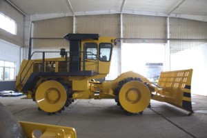 Compacteur de déchets 23-28 tonnes à grande capacité, économe en carburant, haute résistance, très demandé et très vendu - Product Image 4