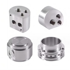 Pièces de rechange en aluminium et acier pour prototypage de barres CNC, couvercle de moteur automobile usiné CNC, pièce usinée CNC SMT02 OEM ODM - Product Image 3