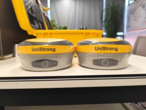 G970ipro/e-סקר e600 <span class=keywords><strong>gps</strong></span> <span class=keywords><strong>rtk</strong></span> עם מקלט סוללה נשלפת pressable gnss <span class=keywords><strong>rtk</strong></span> עבור מדידות קרקע - Product Image 2