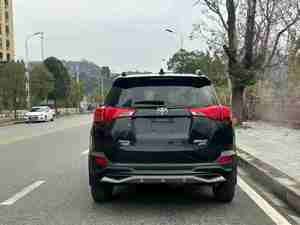 Toyota <span class=keywords><strong>RAV4</strong></span> d'occasion <span class=keywords><strong>2019</strong></span> 2.0L CVT 4WD AWD SUV, SUV compact japonais d'occasion à vendre, bon état, faible kilométrage - Product Image 4