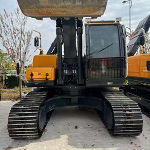 Excavatrice multifonctionnelle Hyundai 220LC-9S d'occasion, 25 tonnes, fabriquée en Corée, avec pompe hydraulique PLC, moteur et boîte de vitesses en vente - Product Image 2
