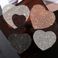 Appliques en strass en gros, patchs en forme de cœur perlés avec feutre et résine plastique pour chapeaux