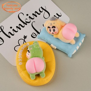 ของตกแต่งโต๊ะทำงาน ของเล่นบำบัดอารมณ์ สไตล์ใหม่ ของเล่นอึๆ สนุกๆ ชินจัง น่ารัก เม็ดเรซิ่น กล่องไม้ขีดนำเข้า ของตกแต่งขนาดเล็ก - Product Image 1