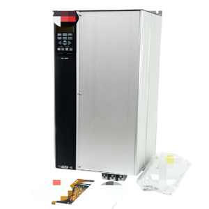 Plc VLT 5000 VLT5062PT5C20STR3DLF00A00C0 175Z4809 762kVA Panel-Programmiersteuerung - Product Image 1