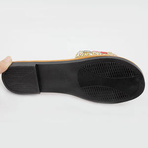 Été Nouvelles Femmes Pantoufles Fond Plat Antidérapant Extérieur Plage Femme Sandales Sexy Fashion Design Kiss Slides Femme Chaussures - Product Image 6