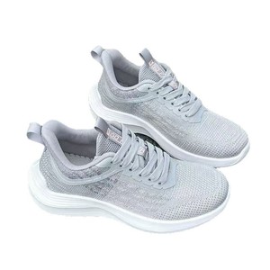 Chaussures décontractées tendance, polyvalentes, respirantes, de haute qualité et esthétiques pour filles, chaussures de sport pour étudiantes, best-sellers. - Product Image 1