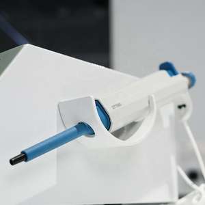 Analisador de Gases Sanguíneos Portátil IN-CA04 para Análise Rápida de ABG e Testes de Cuidados Críticos no Ponto de Atendimento - Product Image 2