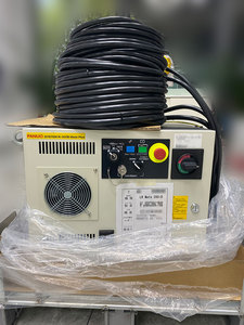 Robot industriel Fanuc LR 200iD avec armoire de commande R-30iB Plus, ensemble complet - Product Image 3