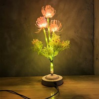 Lampe de table LED créative en forme de fleur de lys rouge artificielle romantique, lampe de bureau USB, décoration de chambre à coucher, cadeau