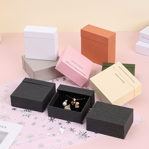 Paquet de boîte-cadeau en <span class=keywords><strong>papier</strong></span> noir avec votre propre logo boîte d'emballage en <span class=keywords><strong>papier</strong></span> de parfum personnalisé pour les soins de la peau huile essentielle pour les cosmétiques - Product Image 6