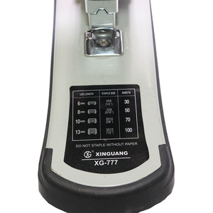 <span class=keywords><strong>Precio</strong></span> <span class=keywords><strong>de</strong></span> fábrica <span class=keywords><strong>Mano</strong></span> Fácil Conveniente Tamaño <span class=keywords><strong>de</strong></span> bolsillo No 10 Grapadora para niños Papelería escolar Grapadora <span class=keywords><strong>de</strong></span> plástico - Product Image 6