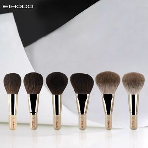 Juego de brochas de maquillaje Eihodo, pelo natural de animales, mango de madera, forma redonda, para colorete, polvos, iluminador y difuminado de ojos - Product Image 1