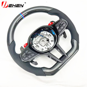 Volant en fibre de carbone pour BMW G20 G26 G30 G32 G05 G80 G82 F90 F95 F97 G29 F40 F44 F90 F92 G87 G22 G23 G11 G12 G14 G01 G02 - Product Image 4