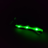 Collier de dressage tactique pour chien en nylon réglable avec poignée, boucle ABS et lumière LED intégrée