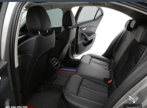 <span class=keywords><strong>Occasion</strong></span> pour <span class=keywords><strong>Skoda</strong></span> <span class=keywords><strong>Octavia</strong></span> Pro 2023 TSI280 DSG Premium Edition <span class=keywords><strong>Essence</strong></span> Couleur Extérieure Blanche Volant à Gauche R18 - Product Image 6
