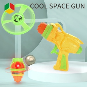 Giocattolo Blaster con Proiettili QS Toys per Ragazzi, Pistola Spaziale EVA con Luce e Disco Volante Giroscopico - Product Image 2