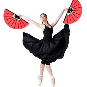 Fabricants chinois rouges Kung Fu Tai Chi grand ventilateur en soie en plastique 33cm pour les faveurs de fête - Product Image 1