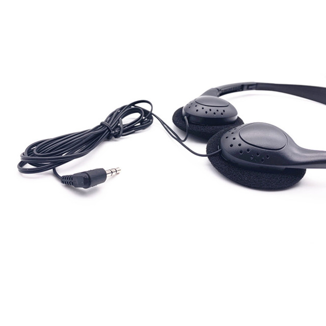 2026 Best Sell Black Over Ear Headset 3.5mm Wired Stereo Sound Adjustable Disposable Plastic Airline Headphones