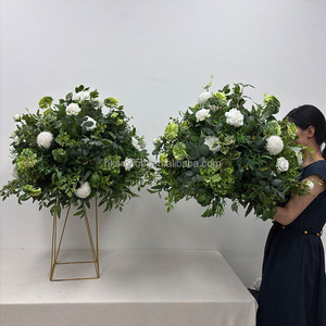Bouquet de fleurs artificielles vertes et blanches, très tendance, pour centre de table de mariage - Product Image 1