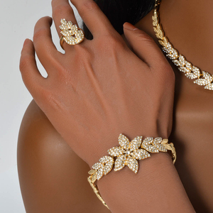 Vente en gros de bijoux de mariage de haute qualité plaqués or, ensemble de bijoux de mariée personnalisé en zircon hawaïen - Product Image 5