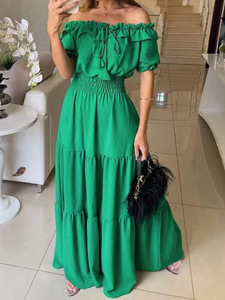 Abito lungo da donna con scollo a barca, volant a strati, vita arricciata, maniche a sbuffo, tinta unita, ideale per le vacanze - Product Image 2