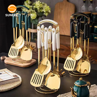 Espátula de metal de acero inoxidable para cocina, juego de utensilios de cocina dorados con soporte, venta al por mayor, 7 Uds.