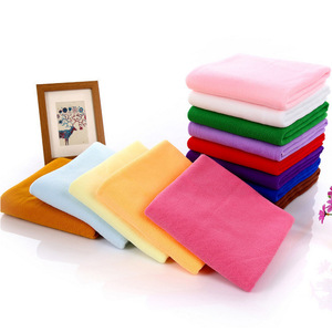 Serviette de lavage auto en microfibre 140x70cm absorbante pour le nettoyage des véhicules, couleur bleue - Product Image 2