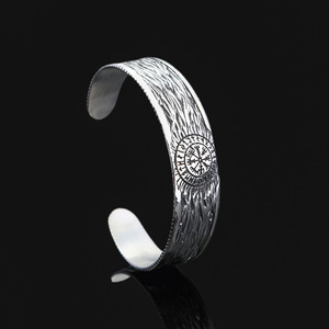 yunnique Nordic <b>Viking</b> Stainless Steel <b>Bracelet</b> Antique Silver Men's Open Cuff Snowflake Design Vintage Distressed Rune Pattern - Product Image 3