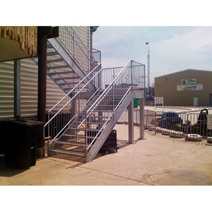 <span class=keywords><strong>Escalera</strong></span> de fuego grande para exteriores, drenaje exterior, nieve, drenaje y prevención de óxido, marco de acero, superficie de <span class=keywords><strong>escalera</strong></span> de hierro galvanizado - Product Image 4