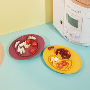 Sans BPA mignon en forme d'ours plat divisé enfants à manger ensemble de vaisselle en silicone bol à ventouse <span class=keywords><strong>assiette</strong></span> pour bébé sans danger pour l'alimentation cuillère - Product Image 4