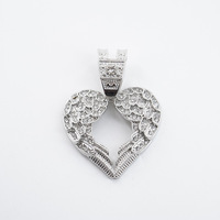 Pendentif Cœur Brisé Doré Sertie de Pierres avec Chaîne Cubaine pour Streetwear Hip Hop et Bijoux Cadeau pour Couples