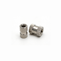 Centre d'usinage CNC sur mesure pour pièces mécaniques, services de fabrication de précision en métal pour applications automobiles, acier inoxydable