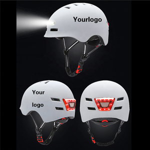 Gudook New halmet CECPSCバイクヘルメット、フロントおよびリアモーターサイクルヘルメットにLED警告灯付き - Product Image 4