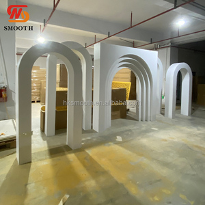Soporte de Fondo Arqueado Blanco Liso para Bodas, Decoración de Eventos, Fondo Acrílico Blanco 3D para Decoración de Eventos - Product Image 5
