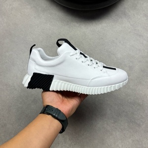 Sneakers de luxe de qualité supérieure, en cuir véritable, logo personnalisable, chaussures décontractées pour hommes et femmes - Product Image 5