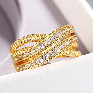 Bague croisée minimaliste pour femme, bijou de doigt tendance, à porter au quotidien - Product Image 2