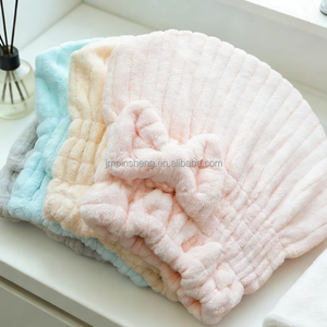 หมวกคลุมผมแห้งแบบขายส่ง OEM น่ารักสไตล<span class=keywords><strong>์เกาหลี</strong></span> ผ้าฟลานเนล ผ้าคอรัลฟลีซ ผ้าขนหนูพันผม หมวกอาบน้ำสำหรับผู้หญิง ที่คาดผมอาบน้ำ - Product Image 1