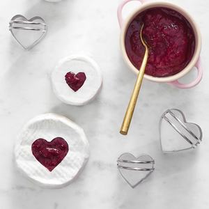 Lot de 5 <span class=keywords><strong>emporte</strong></span>-pièces en acier inoxydable en forme de cœur avec poignée, résistants au four, compatibles lave-vaisselle, non toxiques, moules en métal en forme de cœur pour la Saint-<span class=keywords><strong>Valentin</strong></span> - Product Image 5