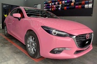 Film Adhésif PVC Rose Cristal pour Carrosserie de Voiture, Effet Changeant de Couleur, Installation Humide, Garantie 3 Ans